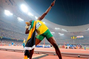 爱游戏(ayx)中国体育国际-爱德华兹状态火爆，法甲抢七大战对阵曼城，莱比锡力争逆转